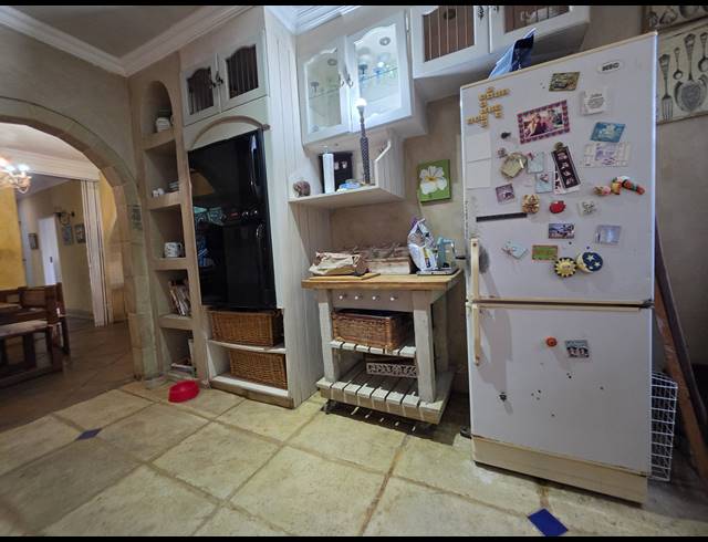 4 BEDROOM HOUSE FOR SALE IN GLENVISTA